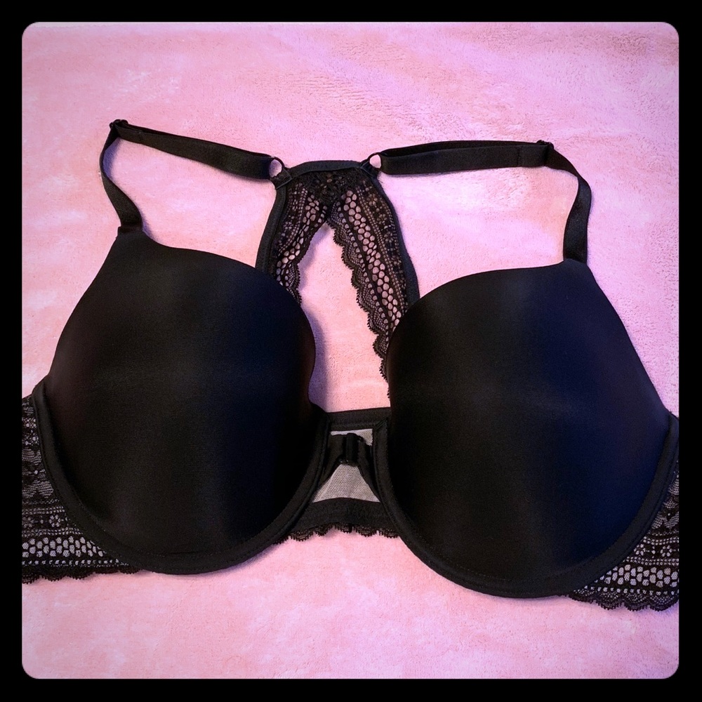 Black bra with front clasp